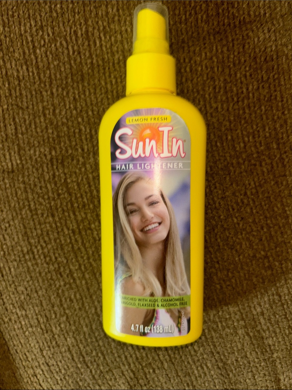 Sun In Lemon Fresh Yellow Hair Lightener Spray - 3/4 full.